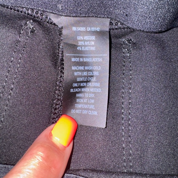 Dressy Tailored Black Cropped Pants Size 6-8  by Peter NygArd - Picture 7 of 7